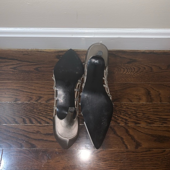 Pointed toe heels - Picture 3 of 5